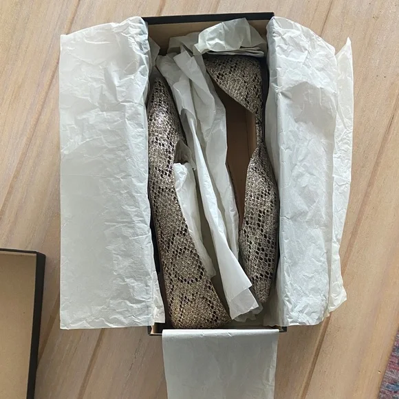 J. Crew Women's Metallic Snakeskin Pattern Flats - Picture 11 of 11